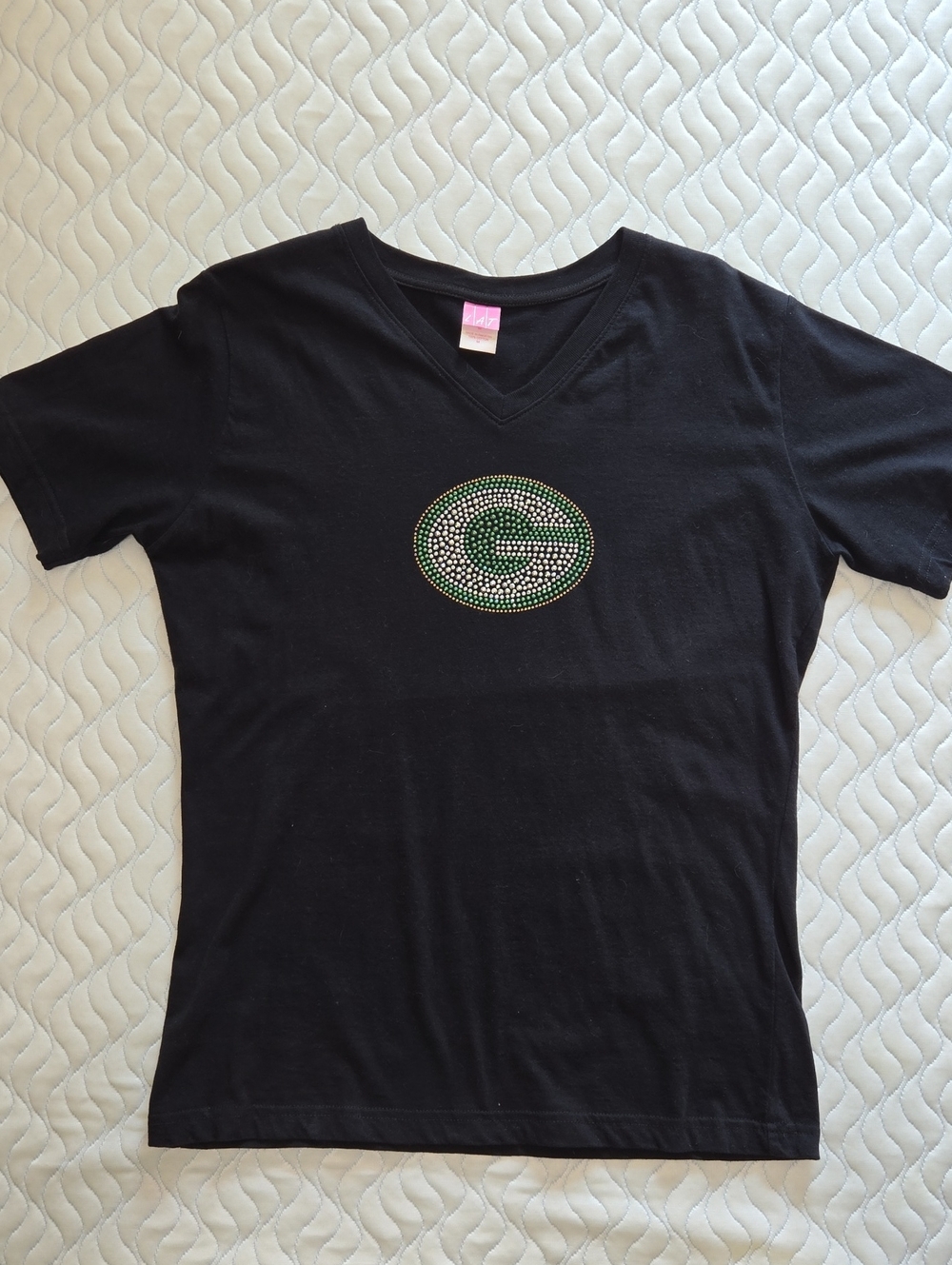 Women's Black V‑Neck Tee with Packers  Crystal Crest